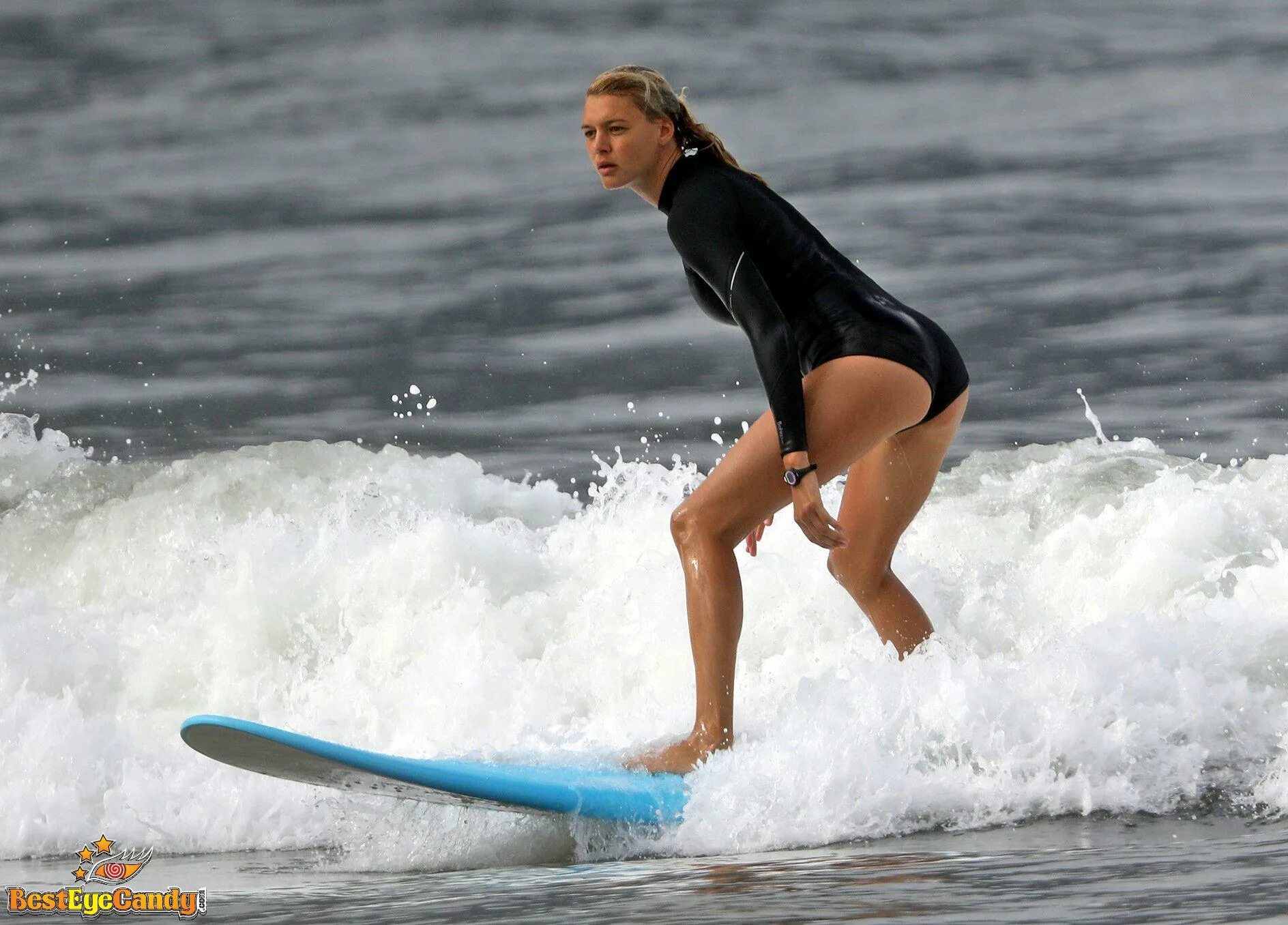 Kelly Rohrbach underwear in Sulaimaniya