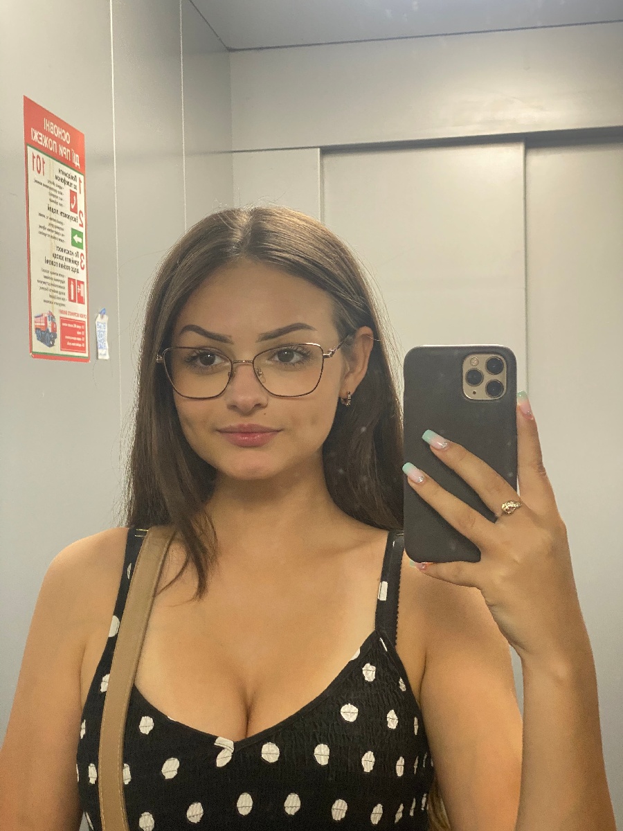 Sexy model Stacy in Sulaimaniya